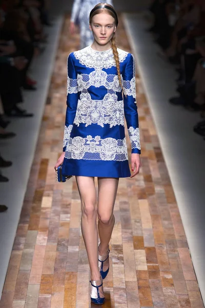 Look 52
